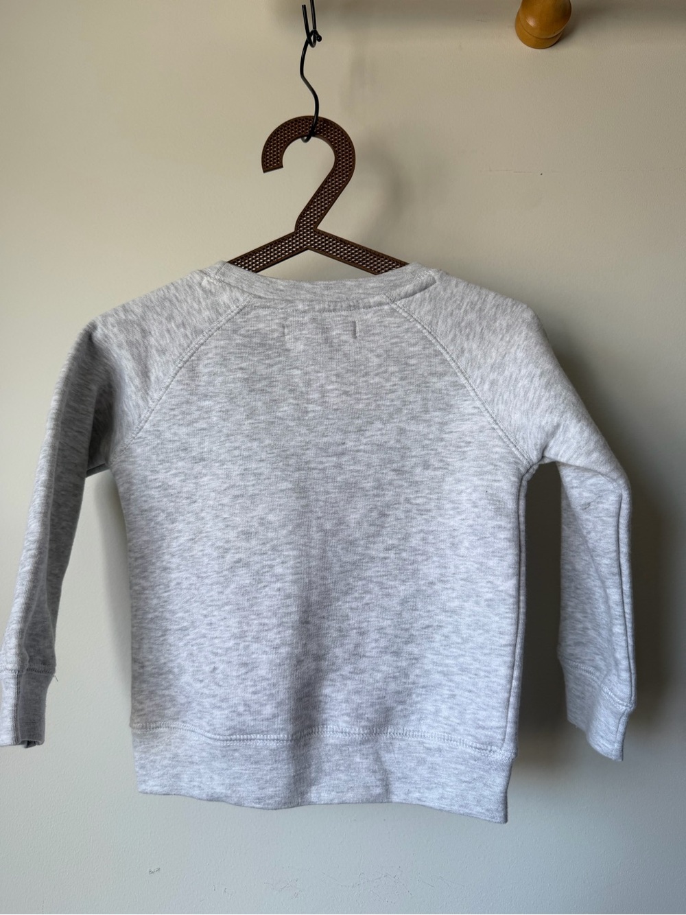 NWT Brunette The Label Little Babes Core Crew Sweatshirt 2/3T Pebble Grey White - Picture 5 of 7